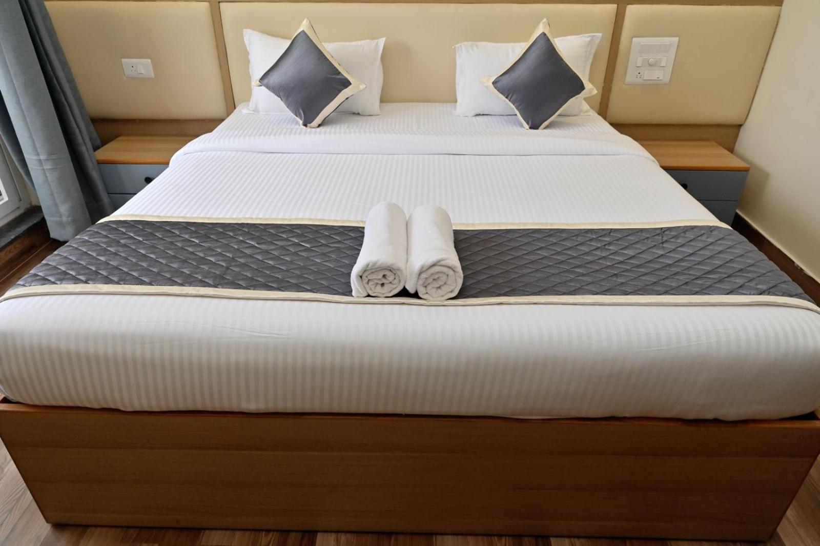 Hometown Sharu'S Inn A Luxury Hotel Chikmagalūr 外观 照片