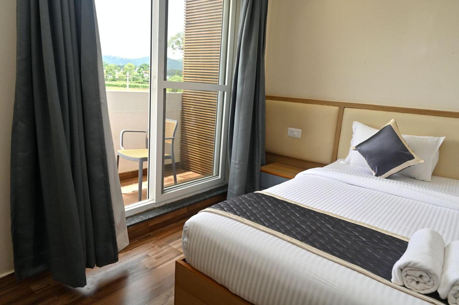 Hometown Sharu'S Inn A Luxury Hotel Chikmagalūr 外观 照片